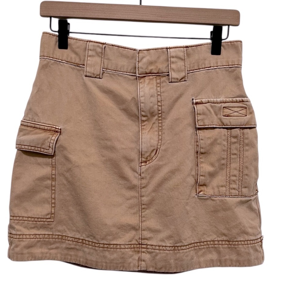 URBAN OUTFITTERS Cargo Khaki Mini Skirt 100% cotton Size Medium